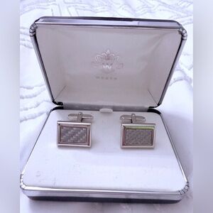Vintage stainless steel with grey carbon fiber inlay cufflings